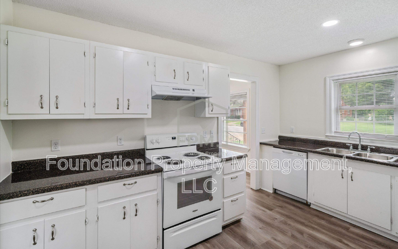 3749 Rhea Ave - Photo 6 of 23