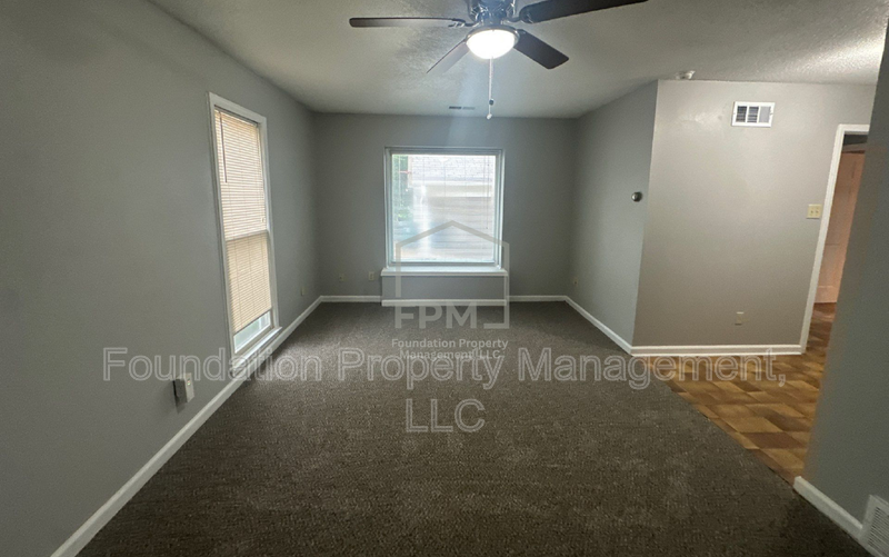 8559 Chippingham Dr - Photo 6 of 27