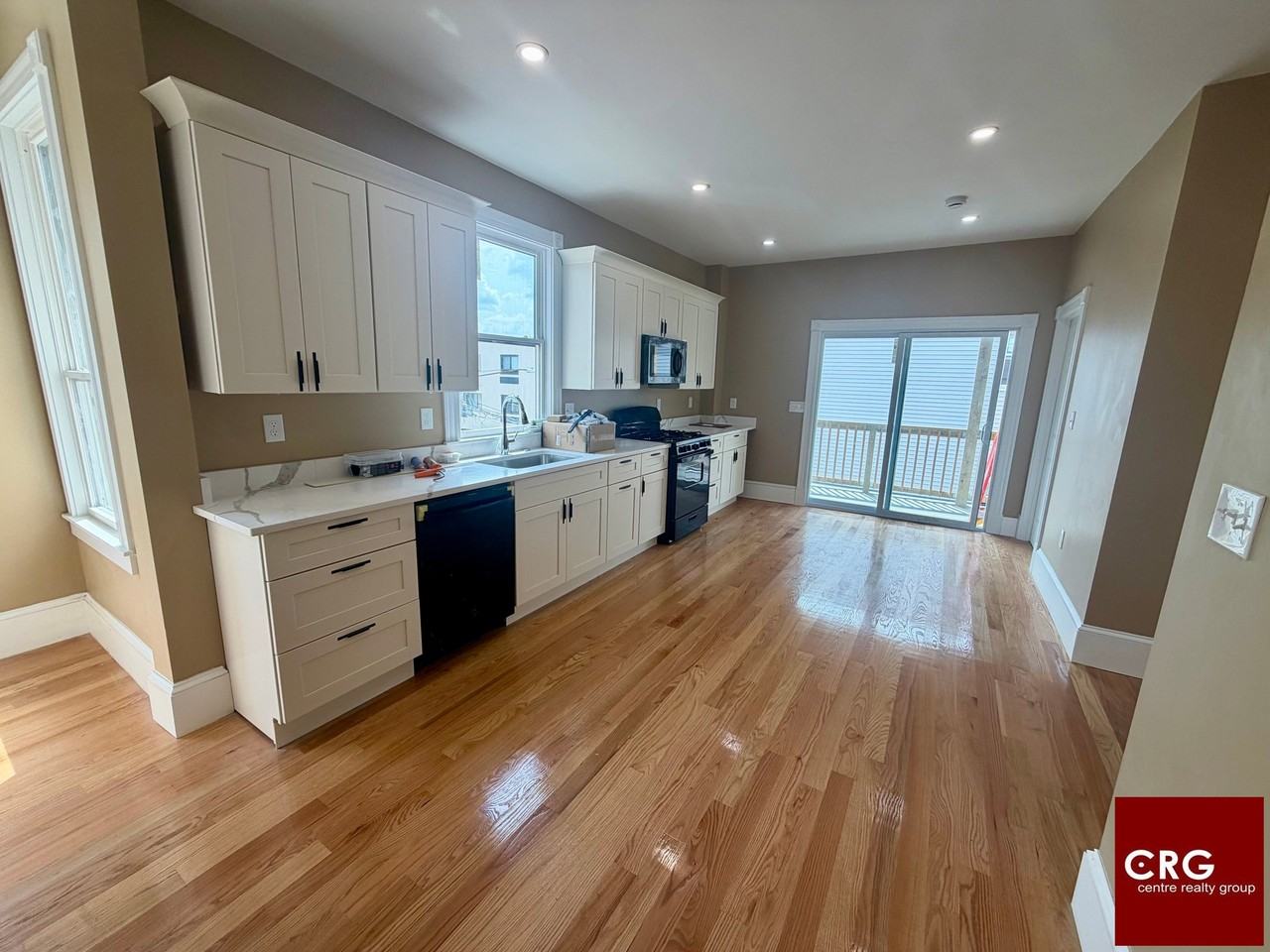 433 Meridian St #2 - Photo 2 of 23