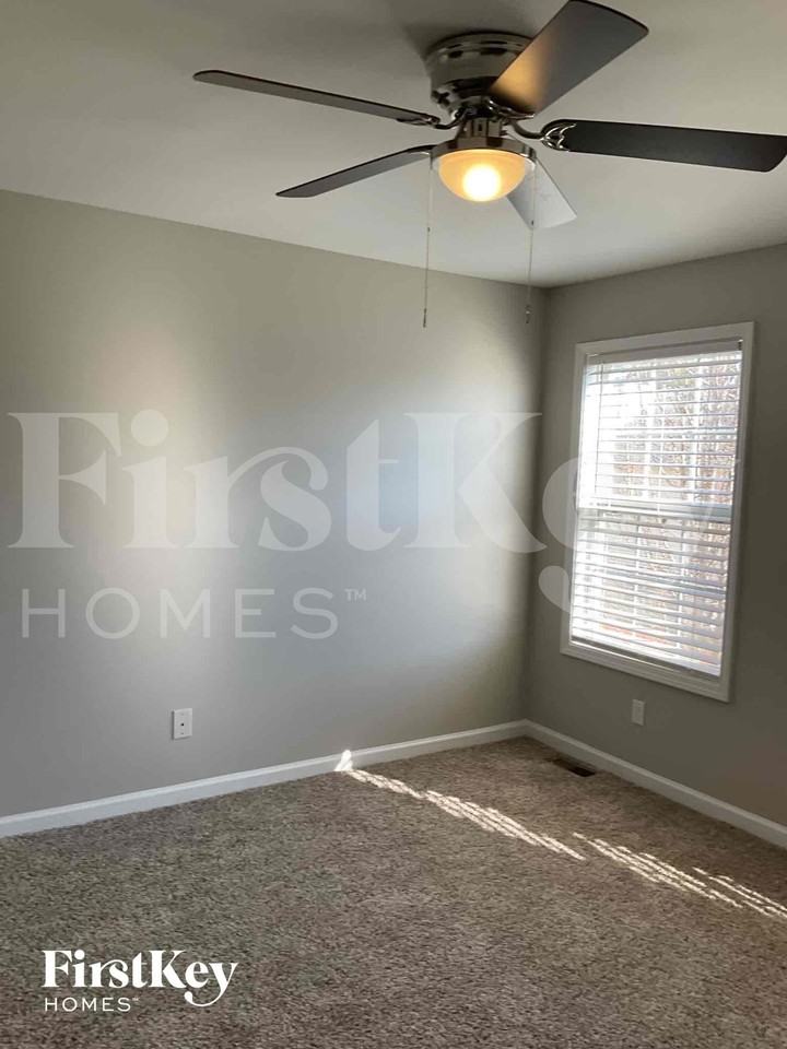 6616 Killington Ct - Photo 6 of 10