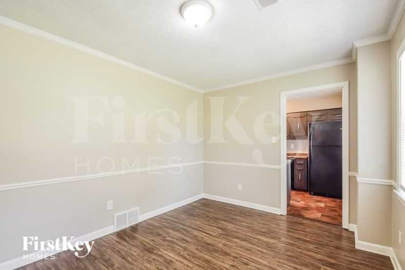 4475 Grinstead Cv - Photo 5 of 16
