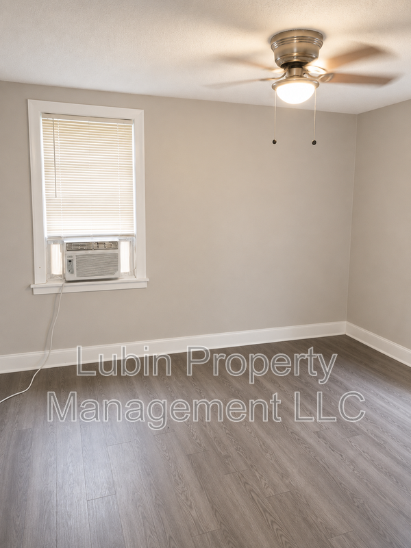 1575 Cella St - Photo 4 of 6