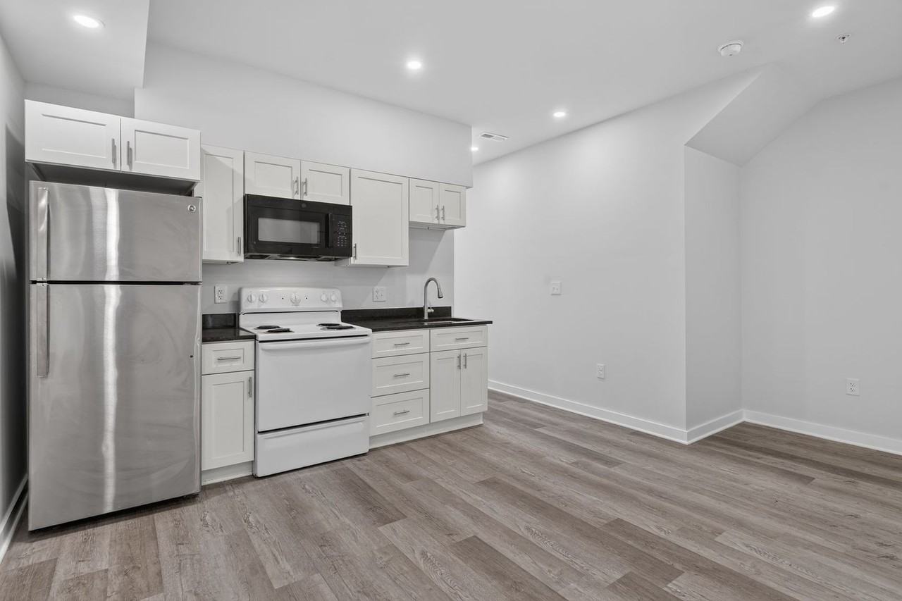 1516 18th St SE - Photo 4 of 28