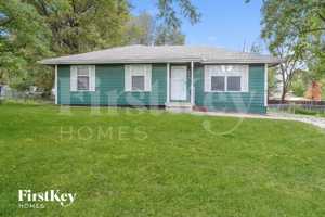 featured image of 308 Oak St W