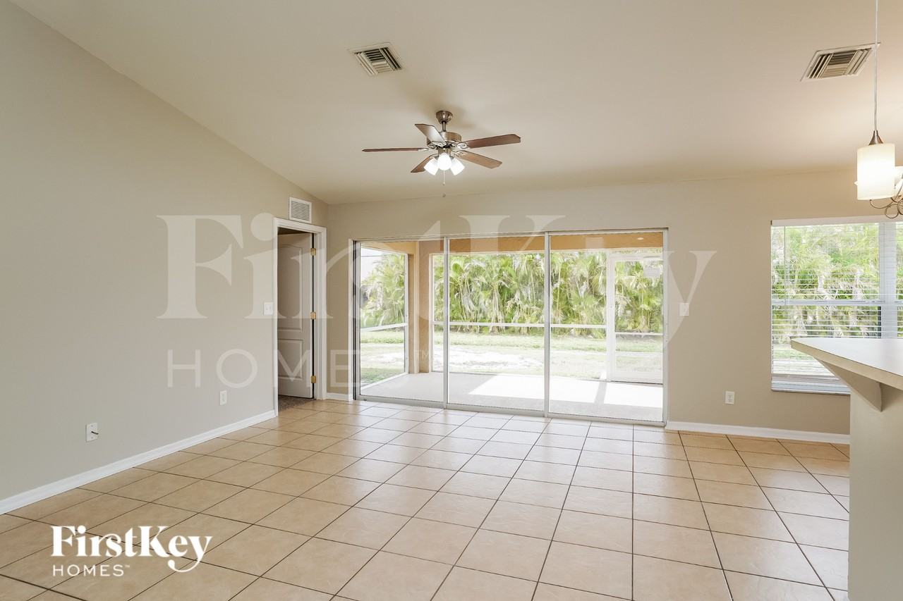 2237 Tropicana Pkwy W - Photo 2 of 18