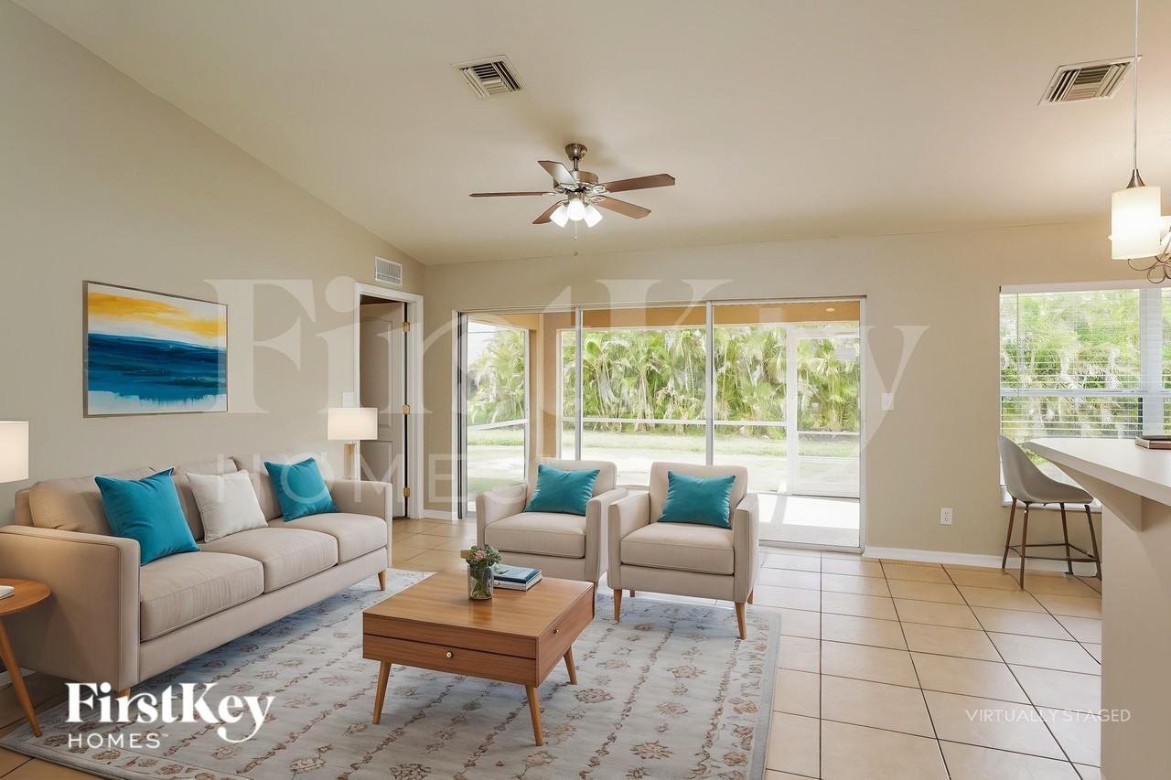 2237 Tropicana Pkwy W - Photo 3 of 18