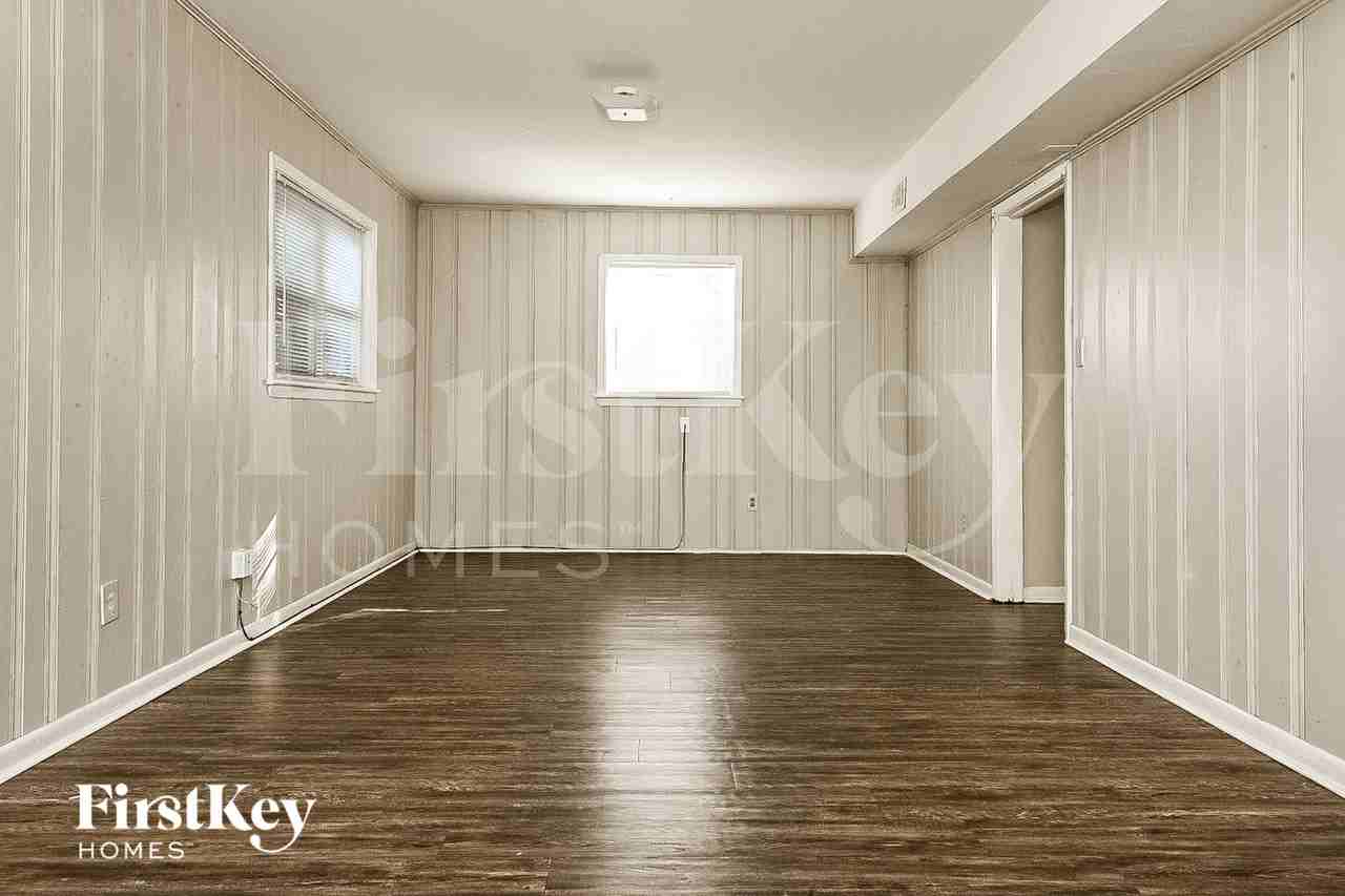 2216 Clanton Ter - Photo 6 of 18