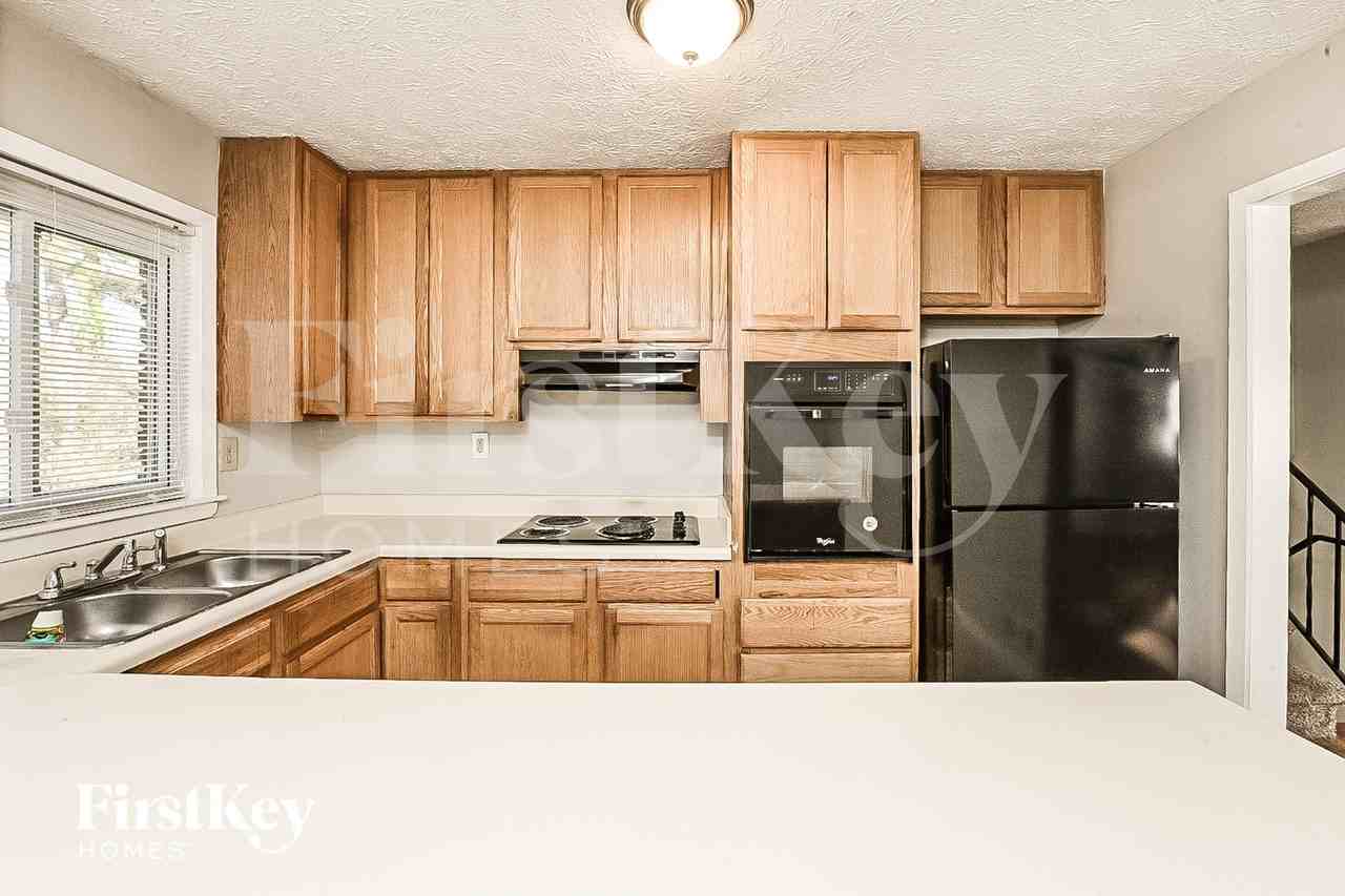 2216 Clanton Ter - Photo 7 of 18