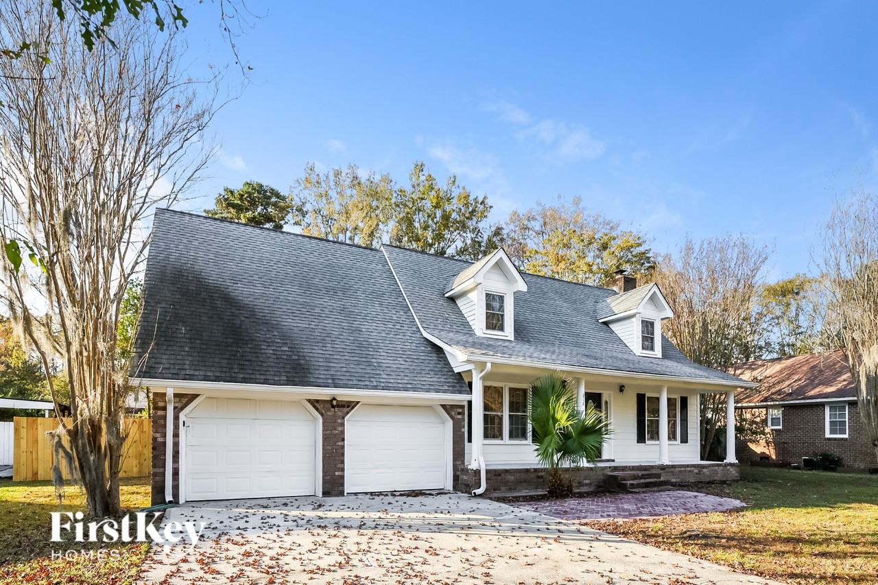 218 Old Dominion Dr - Photo 2 of 15