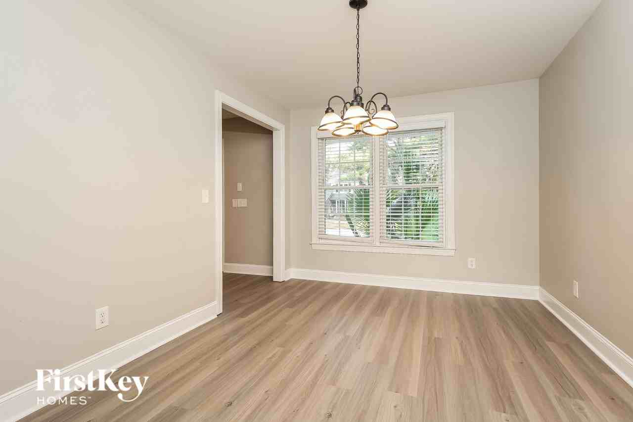 218 Old Dominion Dr - Photo 6 of 15