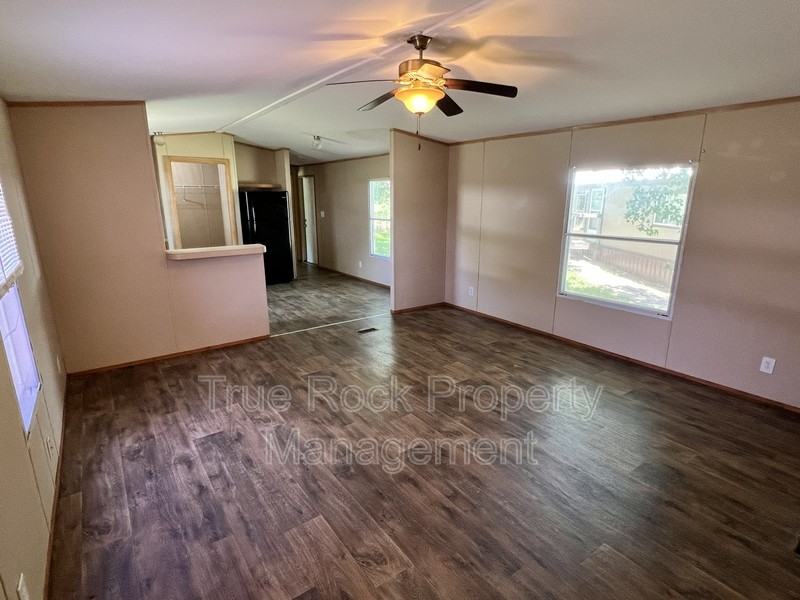16852 County Road 3594 - Photo 2 of 9