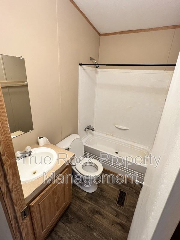 16852 County Road 3594 - Photo 5 of 9