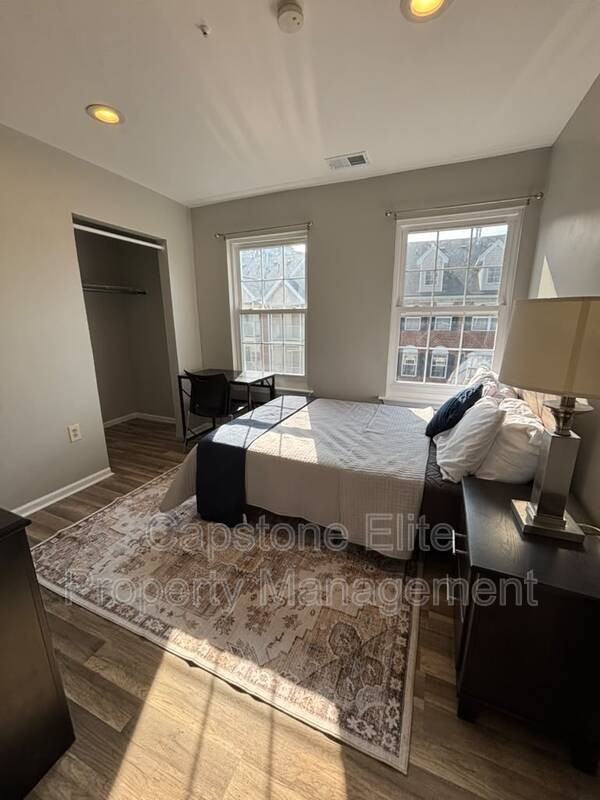 38 Marrow St - Photo 4 of 12