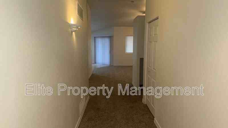 195 S Stardust Ct - Photo 5 of 18