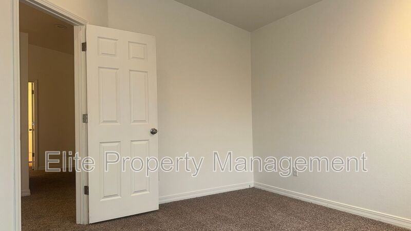 195 S Stardust Ct - Photo 7 of 18