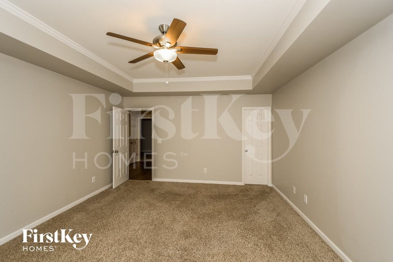 117 Cobblestone Ter - Photo 6 of 15