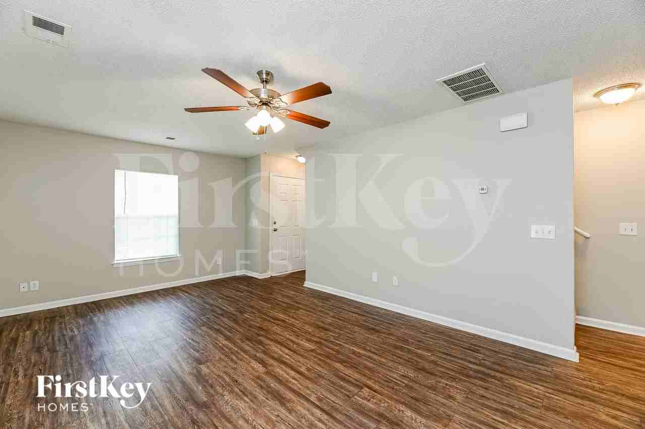 1020 Golden Aspen Dr - Photo 5 of 16
