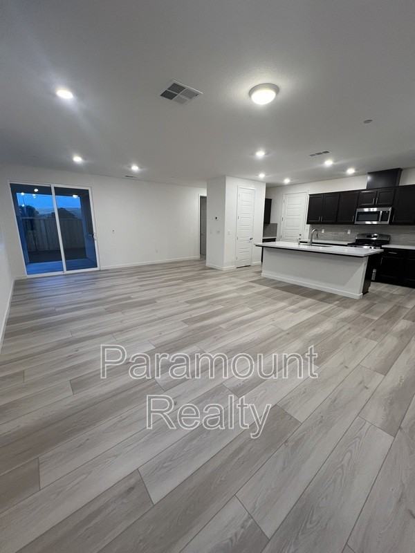 5459 Knights Valley Ln - Photo 6 of 28