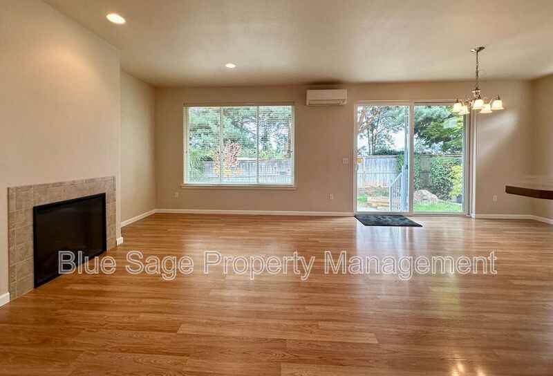 50 Goldenrod Ln - Photo 4 of 19