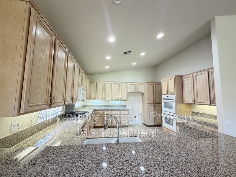 80230 Green Hills Dr - Photo 7 of 27