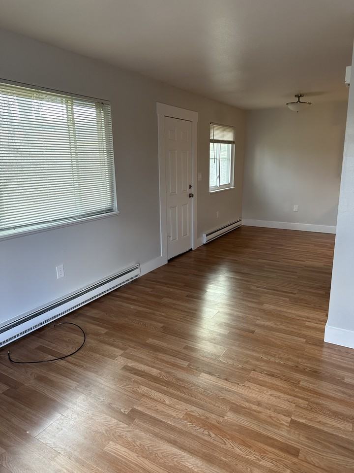 3669 Inverness St #3669 - Photo 3 of 15