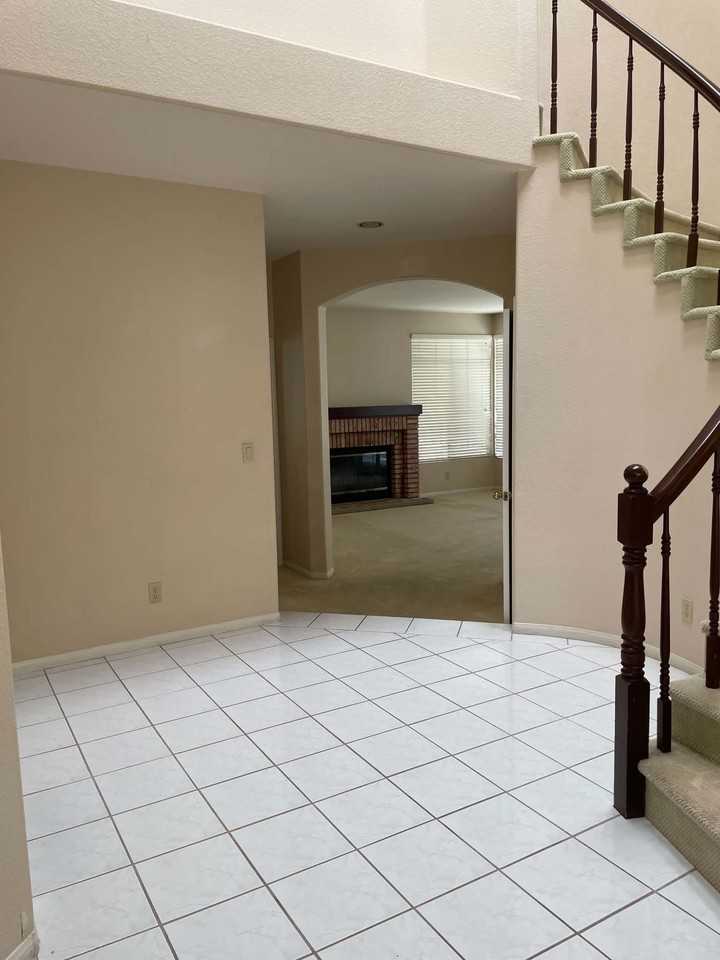 12615 Picrus St - Photo 5 of 33