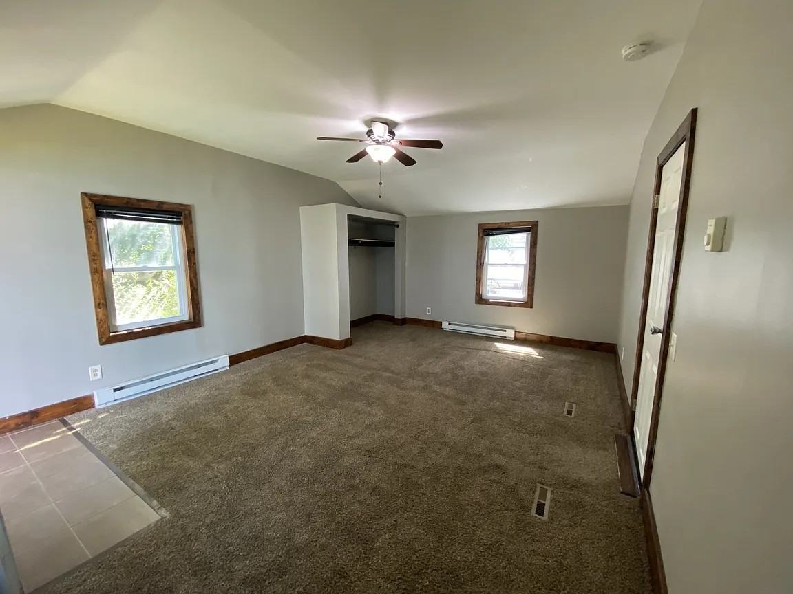 223 Gregory Street - Photo 6 of 11