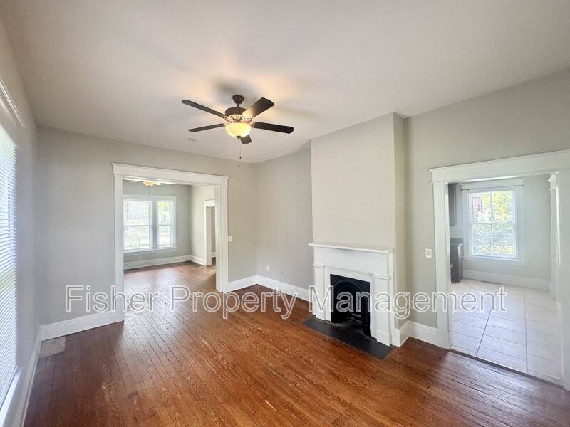 411 W 26th St - Photo 6 of 27