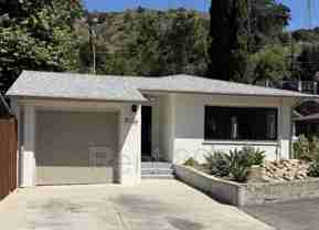 8236 Edison Dr - Photo 1 of 1