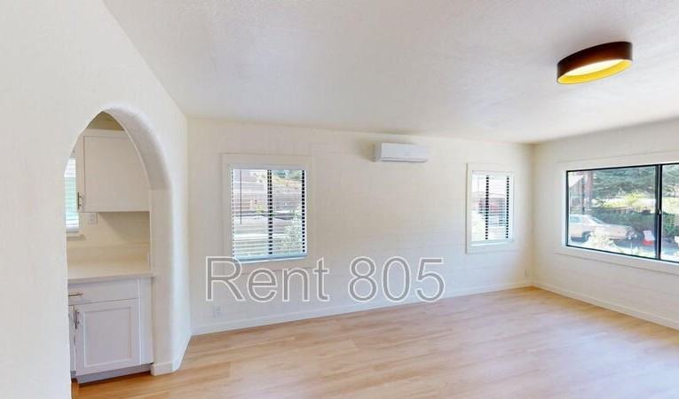8236 Edison Dr - Photo 5 of 18
