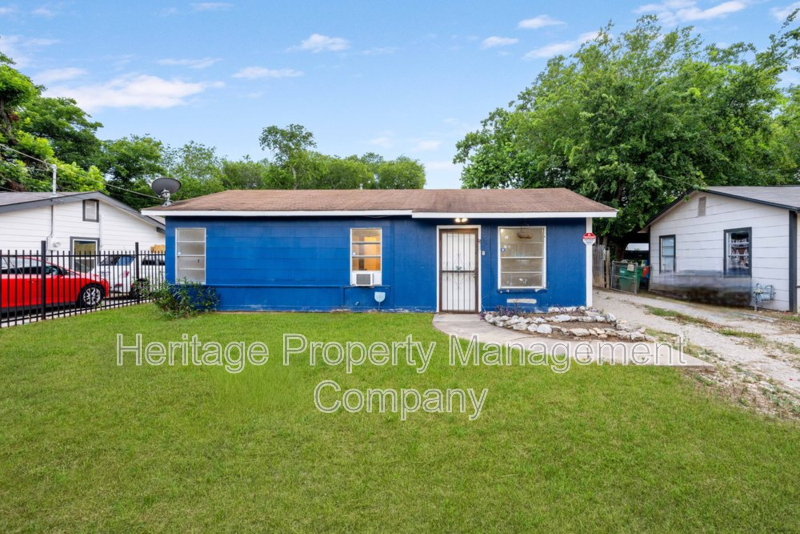 511 Pecan Valley Dr - Photo 2 of 16