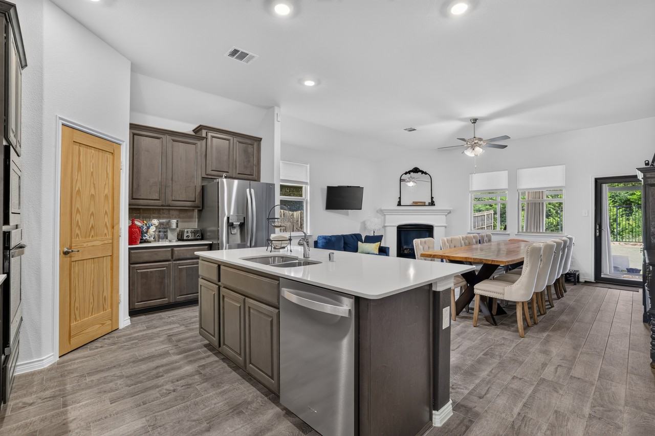 3936 Sidney Ln #NA - Photo 6 of 21