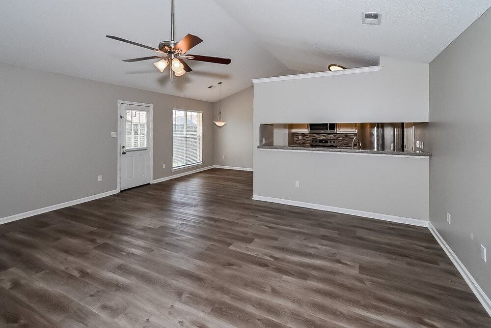 6306 Magnolia Lakes Dr - Photo 4 of 16
