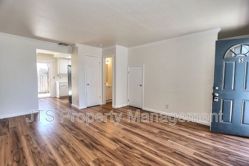 2515 Merrychase Dr #S - Photo 4 of 44