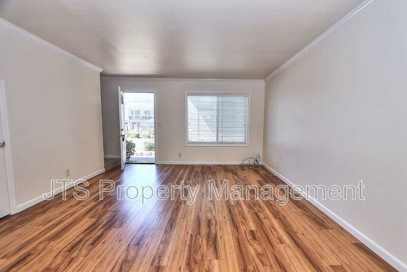 2515 Merrychase Dr #S - Photo 6 of 44