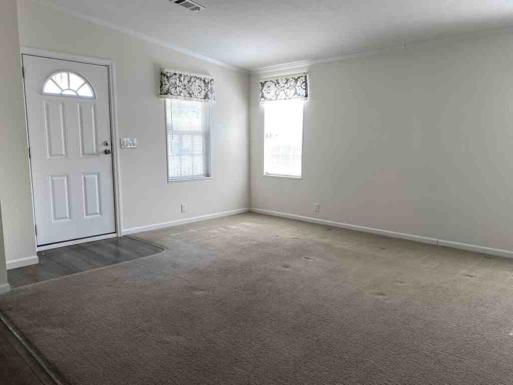 280 Queen Mary Loop - Photo 6 of 22