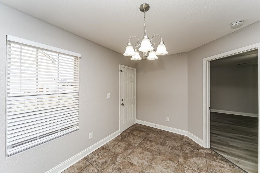 4216 Blake Cir - Photo 6 of 16