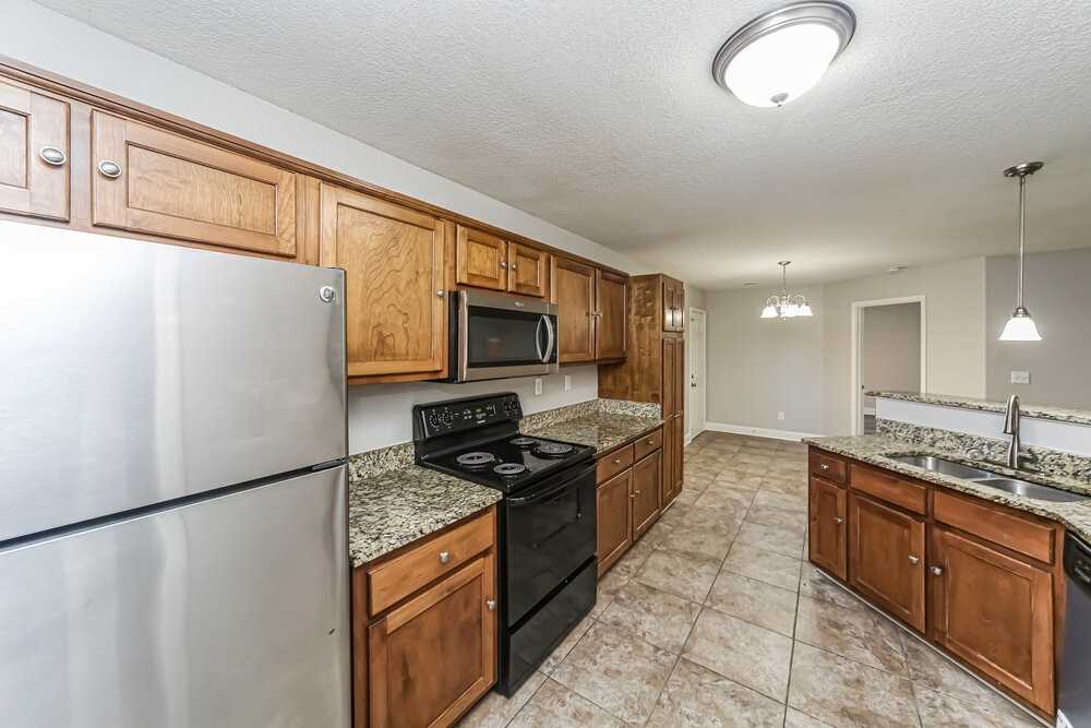 4216 Blake Cir - Photo 7 of 16