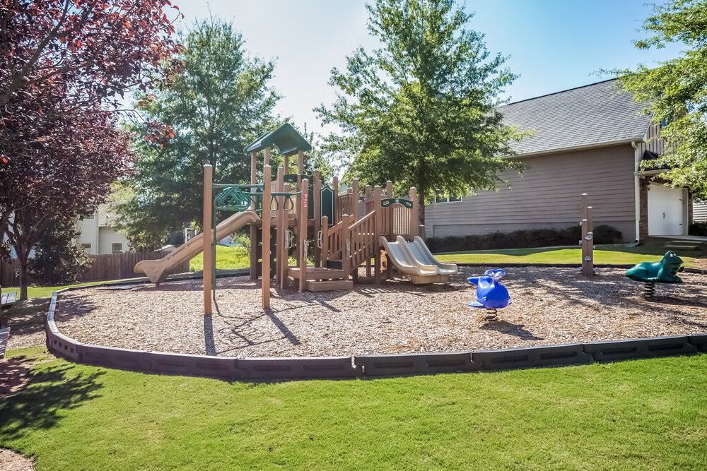 128 Camden Rd - Photo 4 of 4