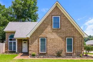 15 Cypress Grove Cv - Photo 1 of 1