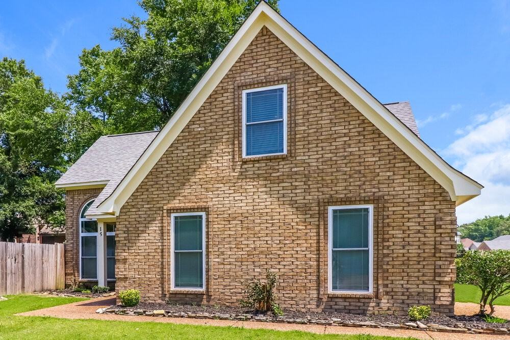 15 Cypress Grove Cv - Photo 4 of 17