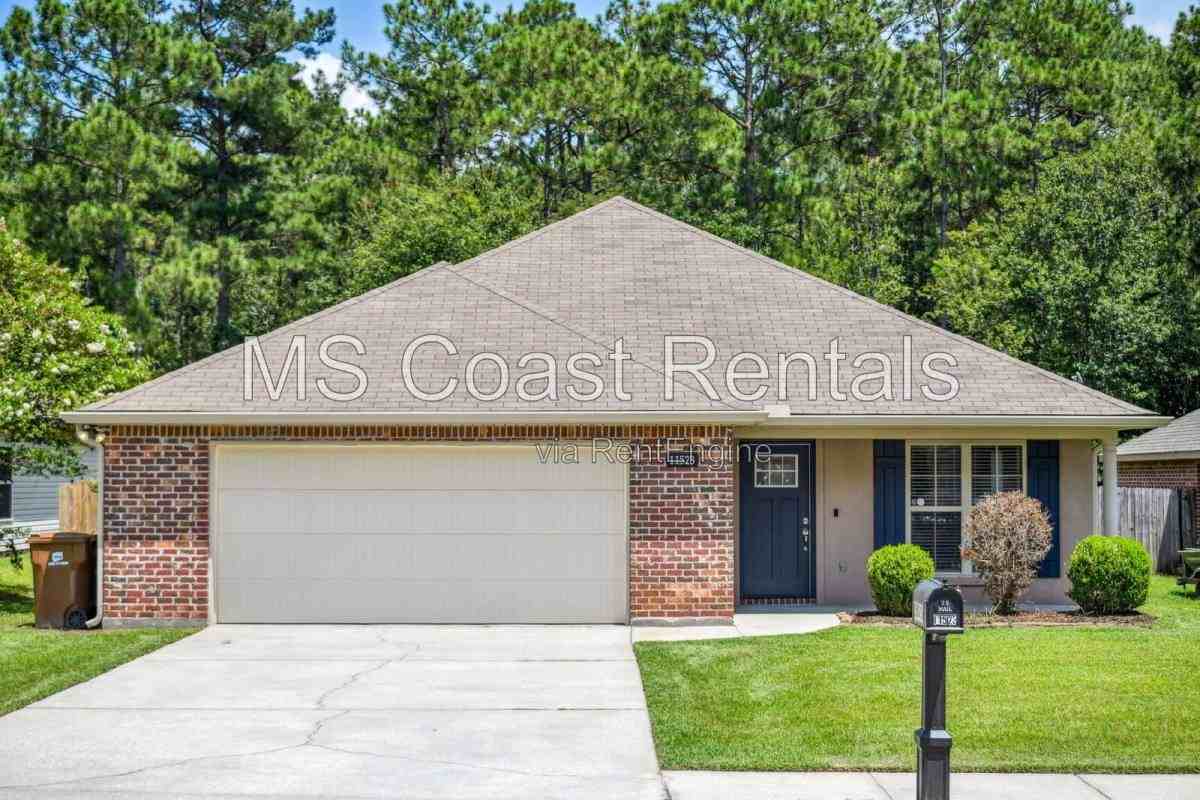 11523 Caroline Ct - Photo 2 of 10