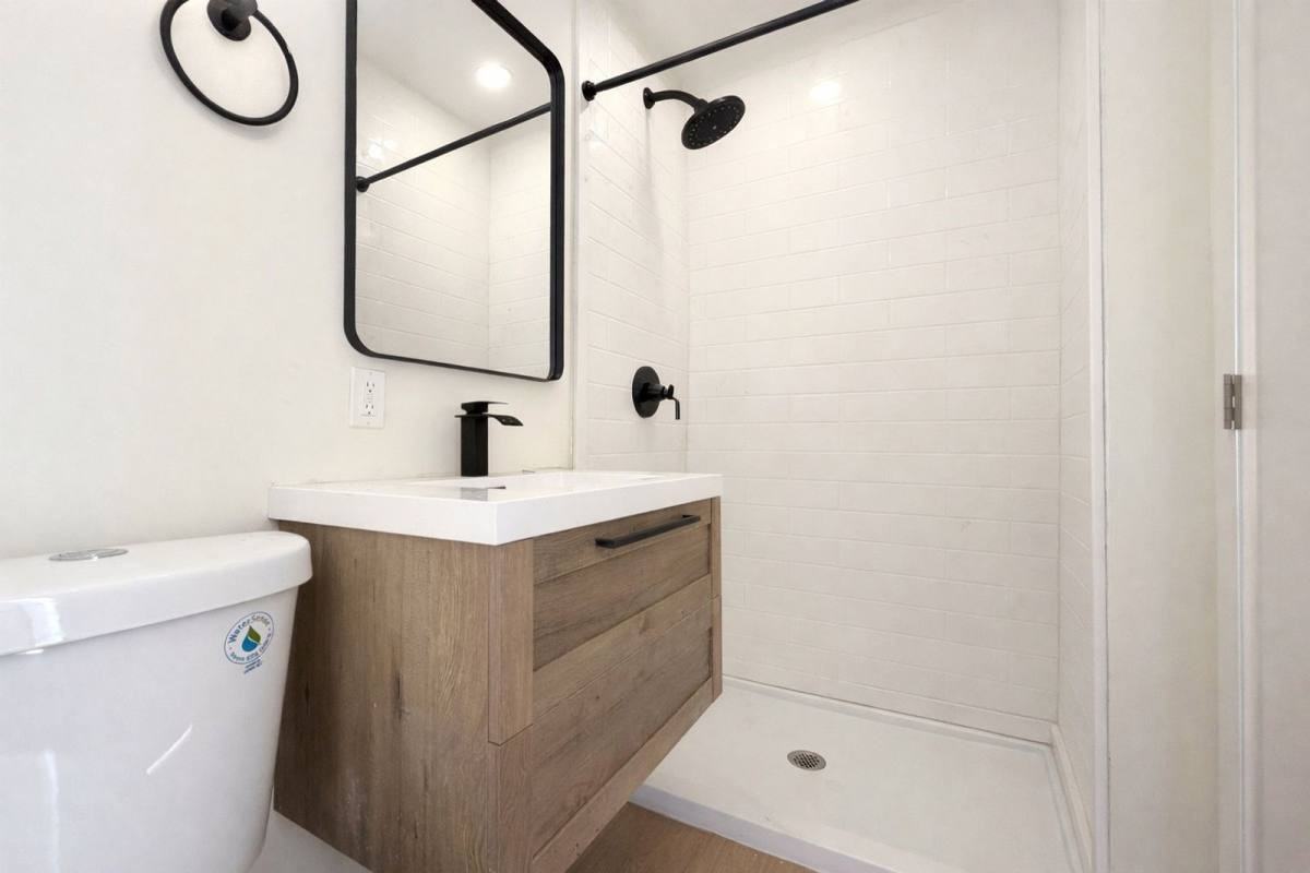 6819 N Figueroa St #25 - Photo 4 of 7