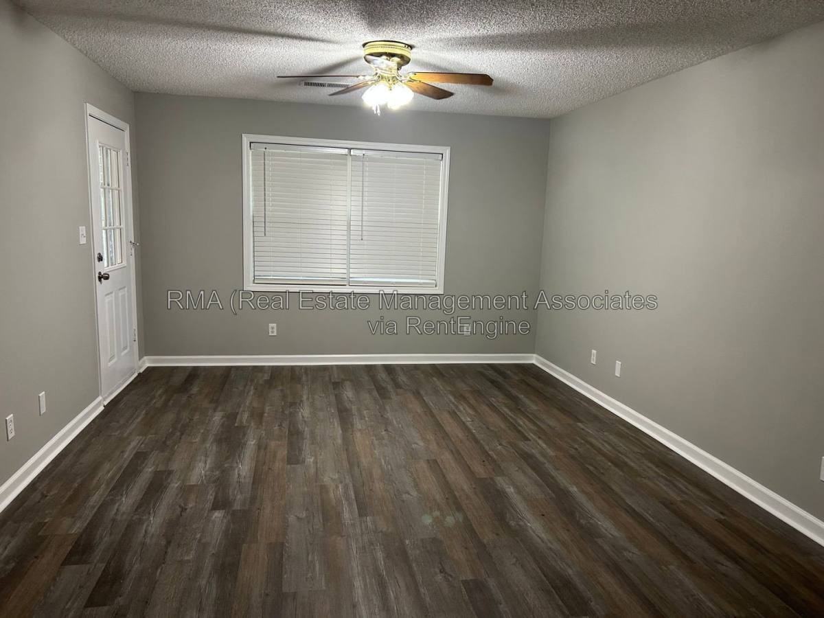 103 Bluebird Ln - Photo 2 of 7