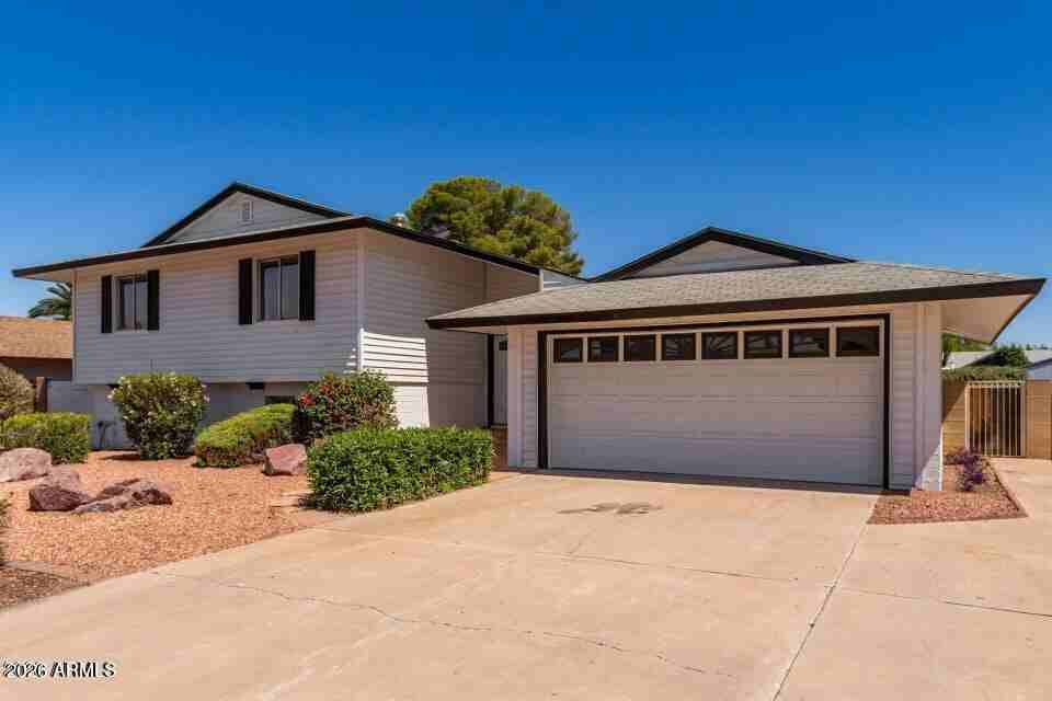 1628 E Hermosa Dr - Photo 3 of 17