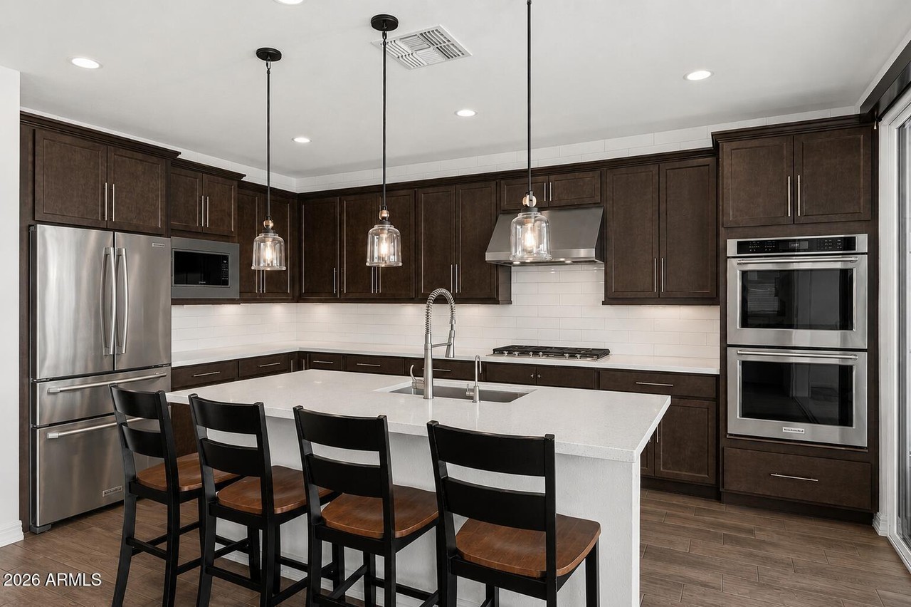 17190 W Gracemont St - Photo 2 of 50