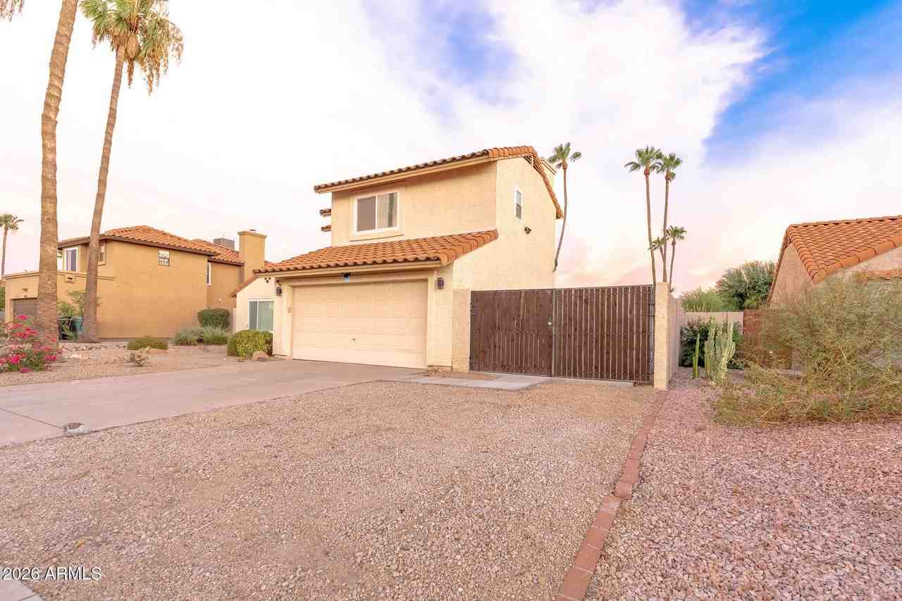 5625 E Tierra Buena Ln - Photo 4 of 40