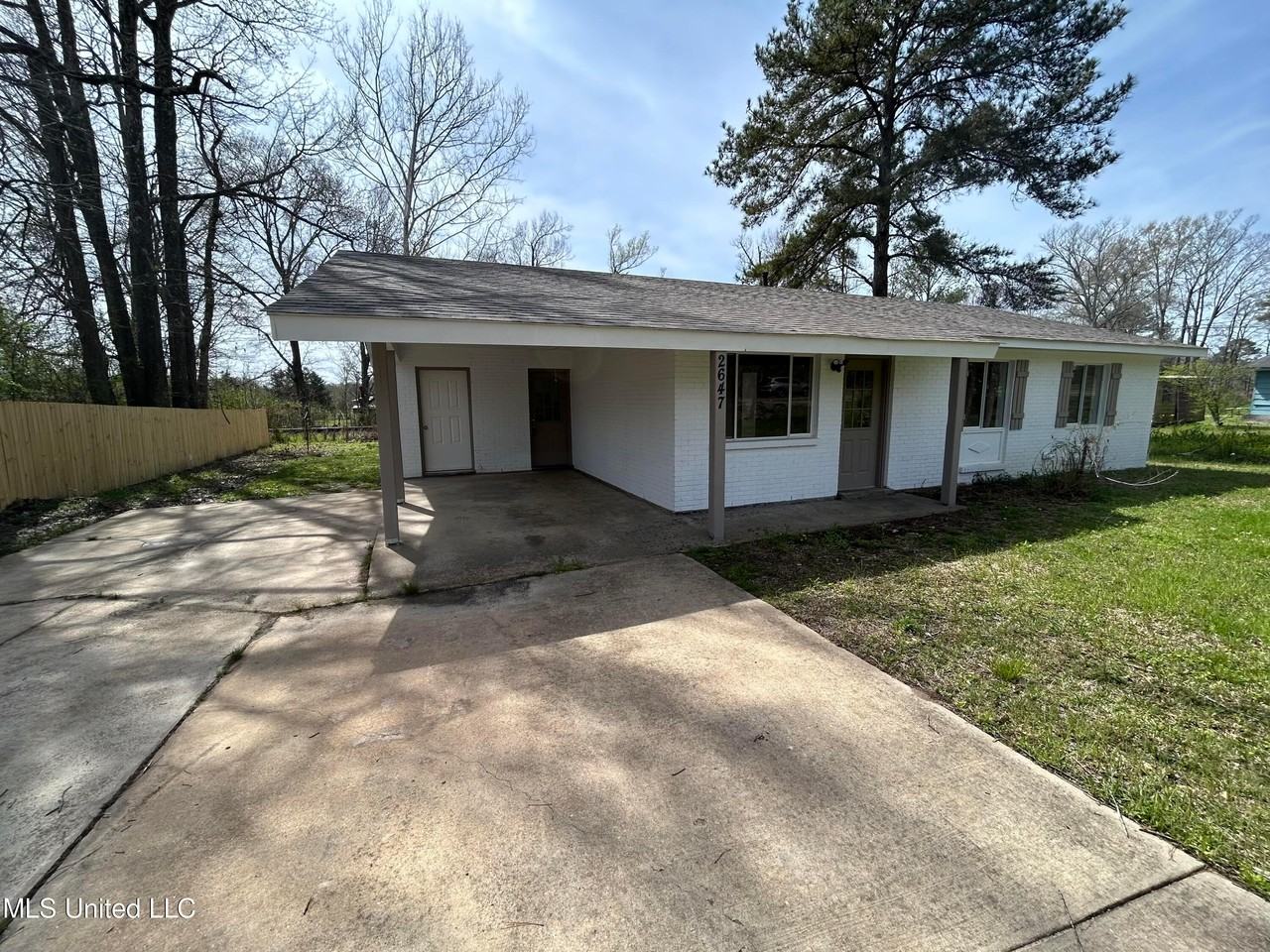 2647 Highway 468 - Photo 2 of 23