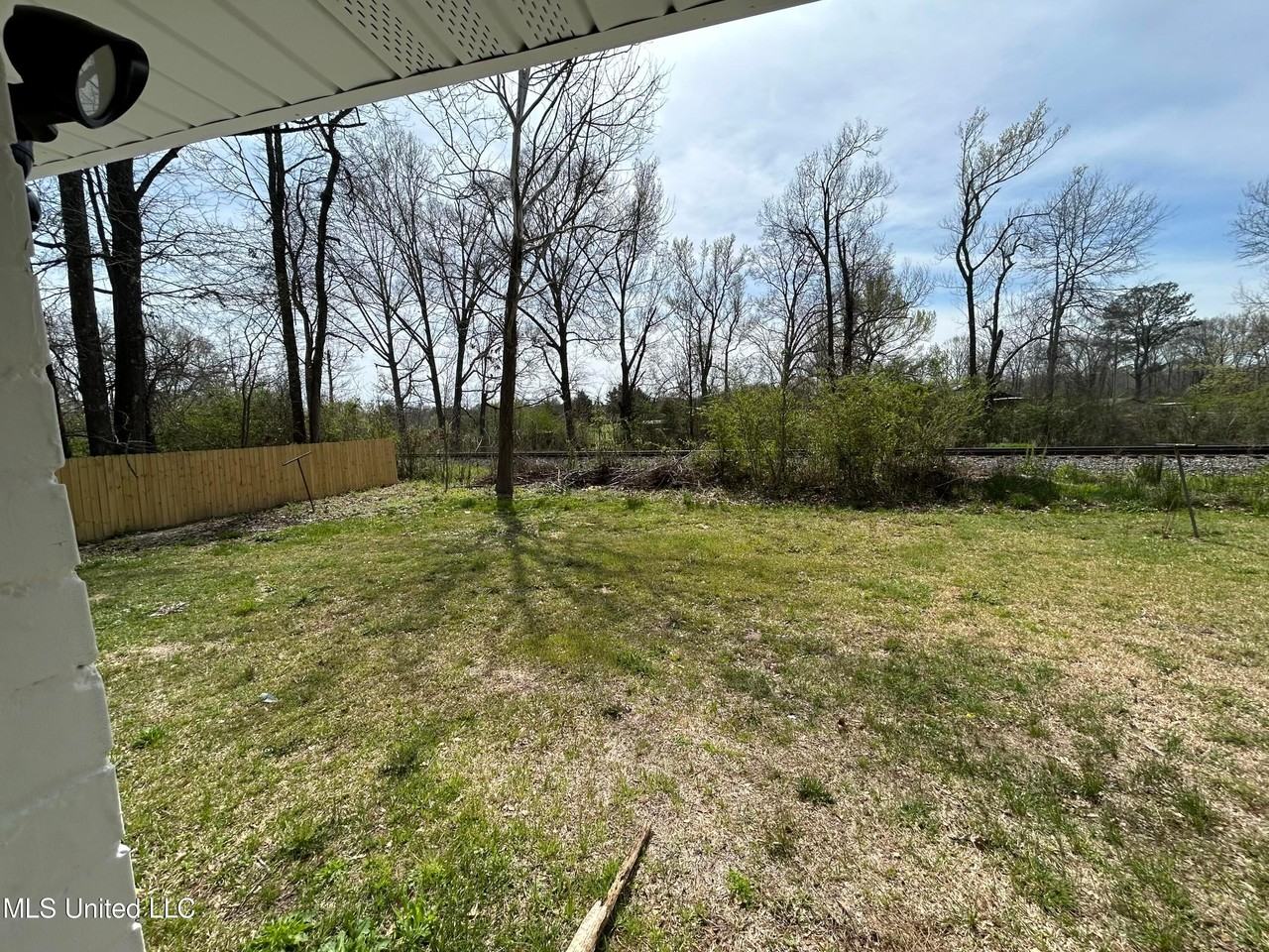 2647 Highway 468 - Photo 6 of 23