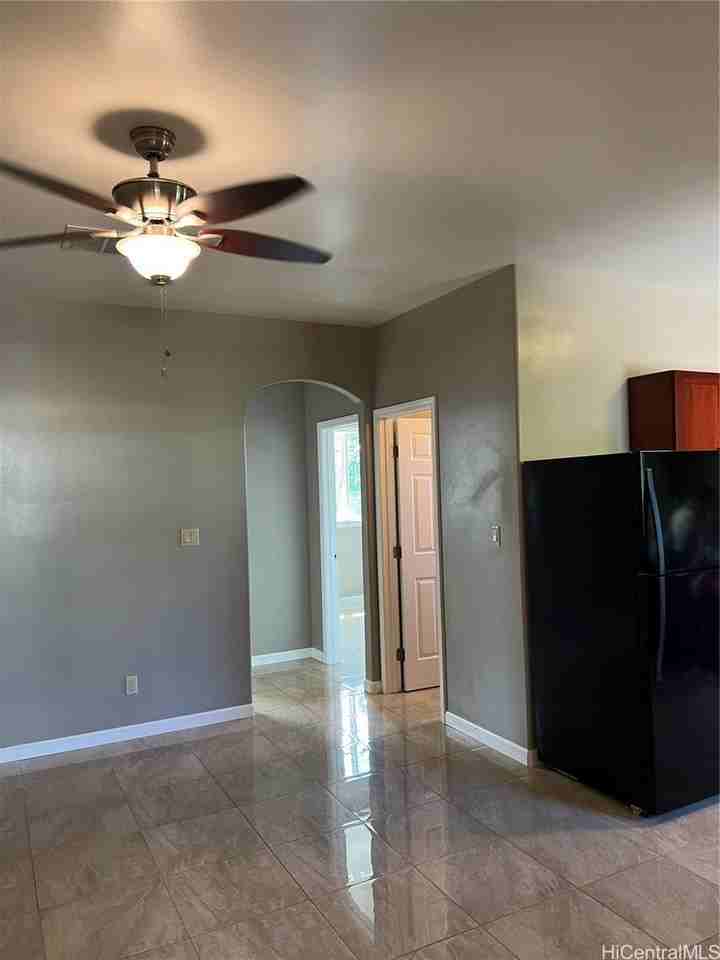 3232 Ahinahina Pl - Photo 3 of 15